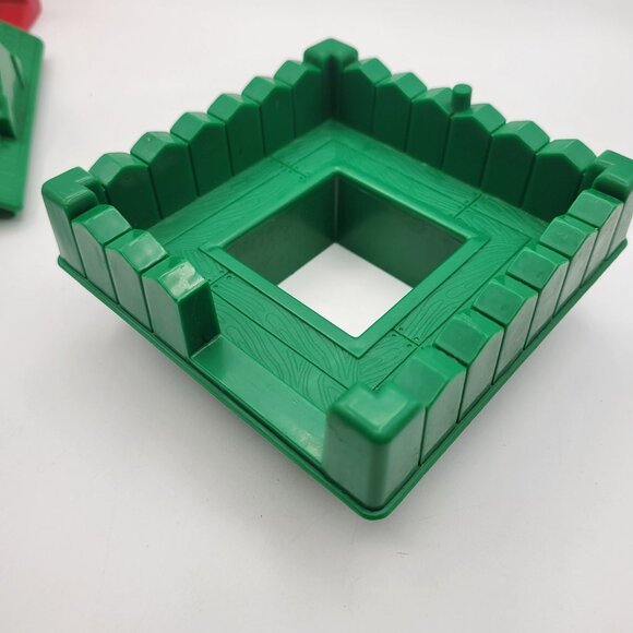 Lincoln Logs Frontier Fort Replacement Lookout Towers Gate Doors & Green Roof - Picture 4 of 8